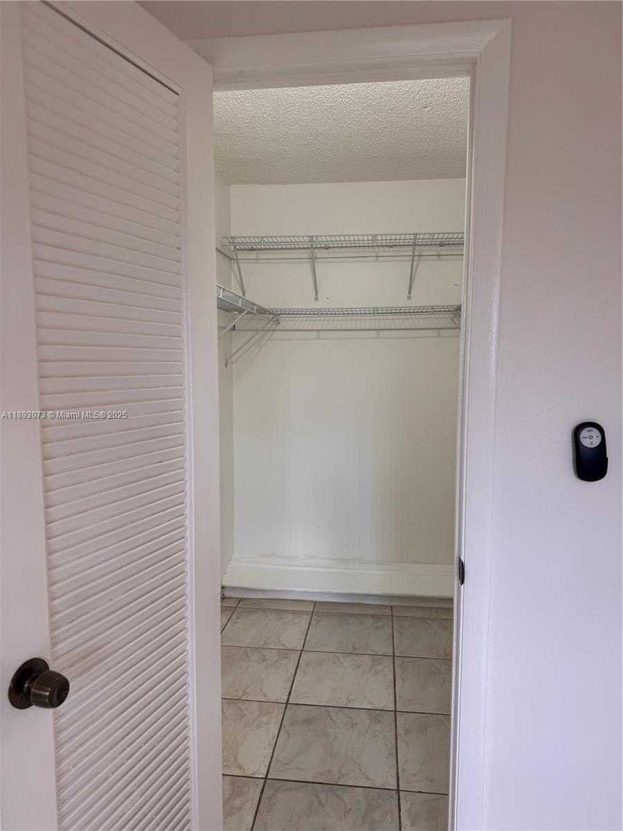 Small Image of 2741 NORTH PINE ISLAND RD #106, Sunrise Number 4