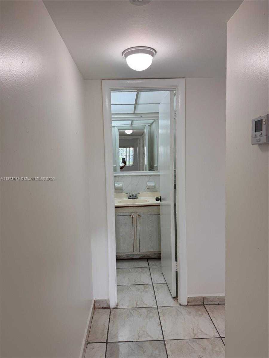 Small Image of 2741 NORTH PINE ISLAND RD #106, Sunrise Number 6