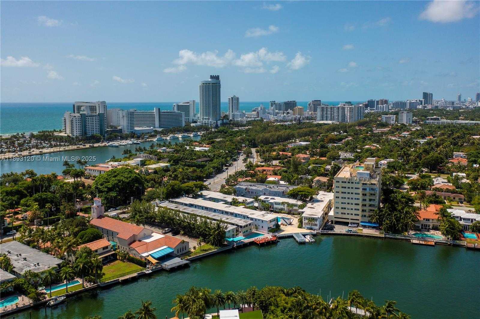 Small Image of 4720 PINE TREE DRIVE #2, Miami Beach Number 23