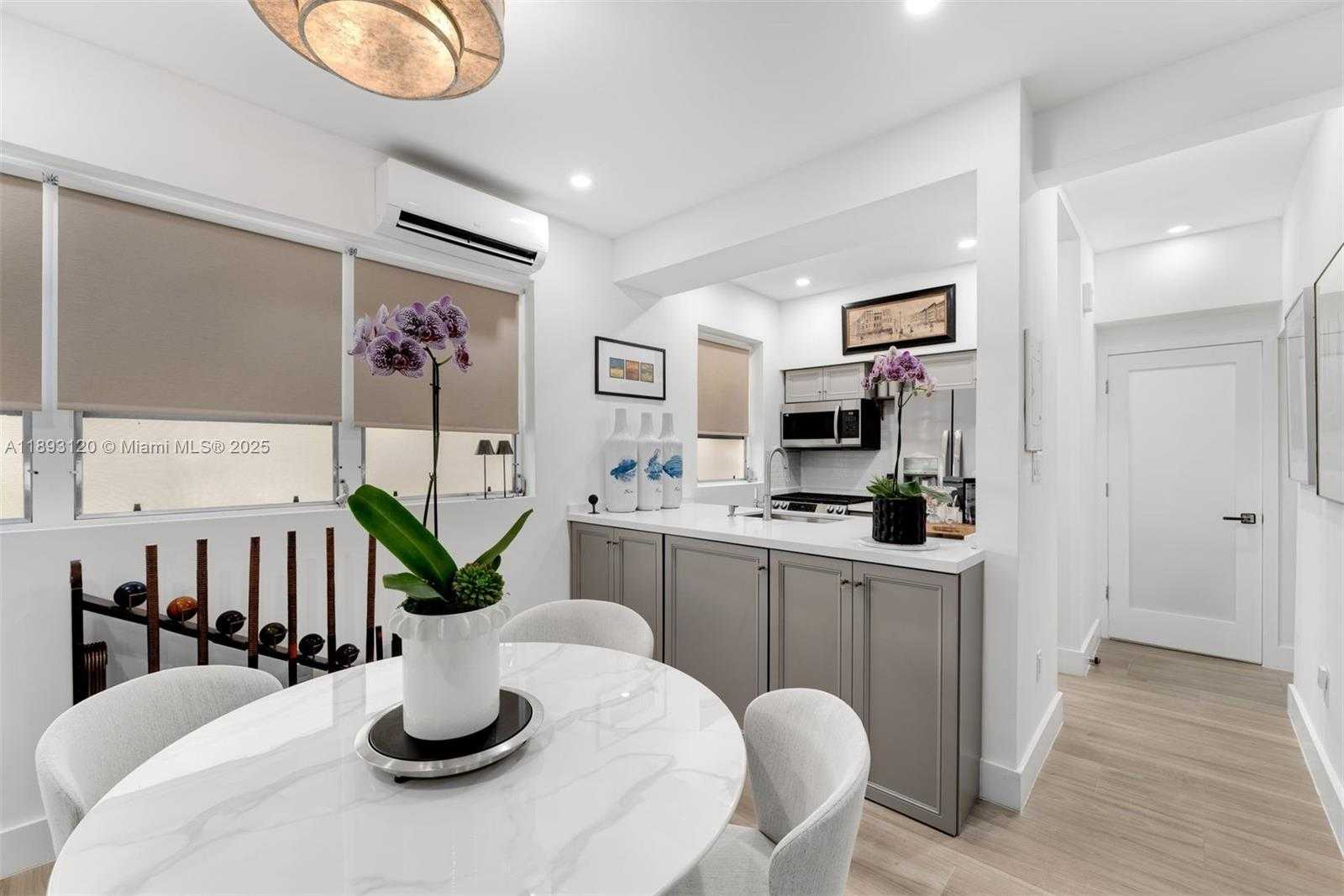 Small Image of 4720 PINE TREE DRIVE #2, Miami Beach Number 7