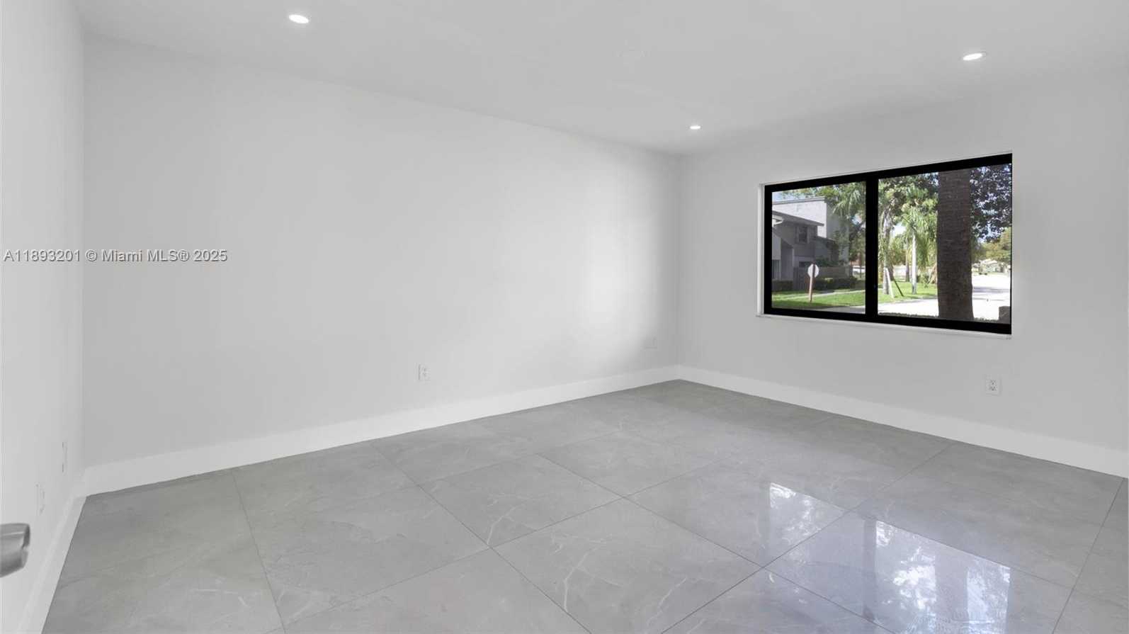 Small Image of 10669 SOUTH WEST 113TH PL #84Z, Miami Number 12