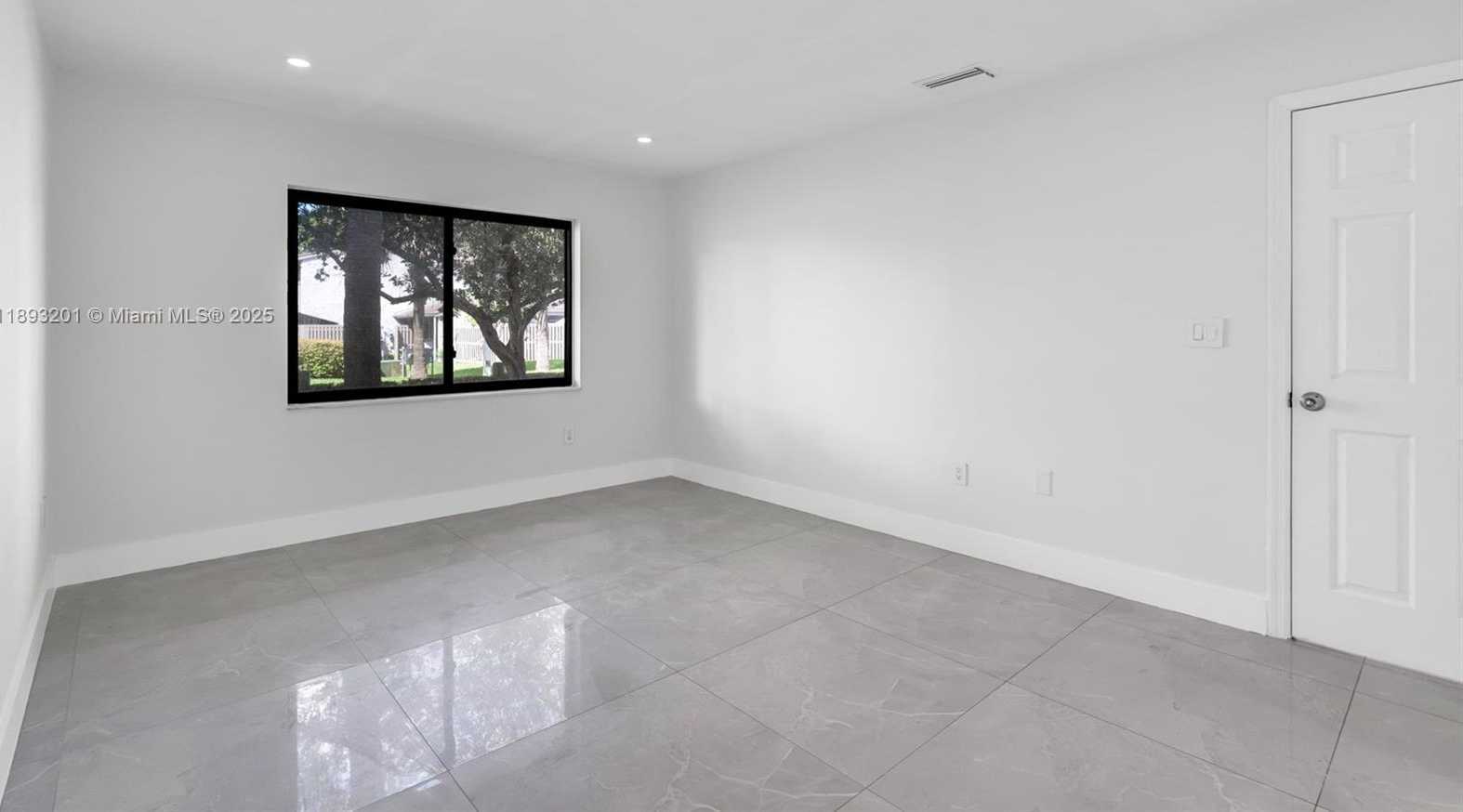 Small Image of 10669 SOUTH WEST 113TH PL #84Z, Miami Number 13