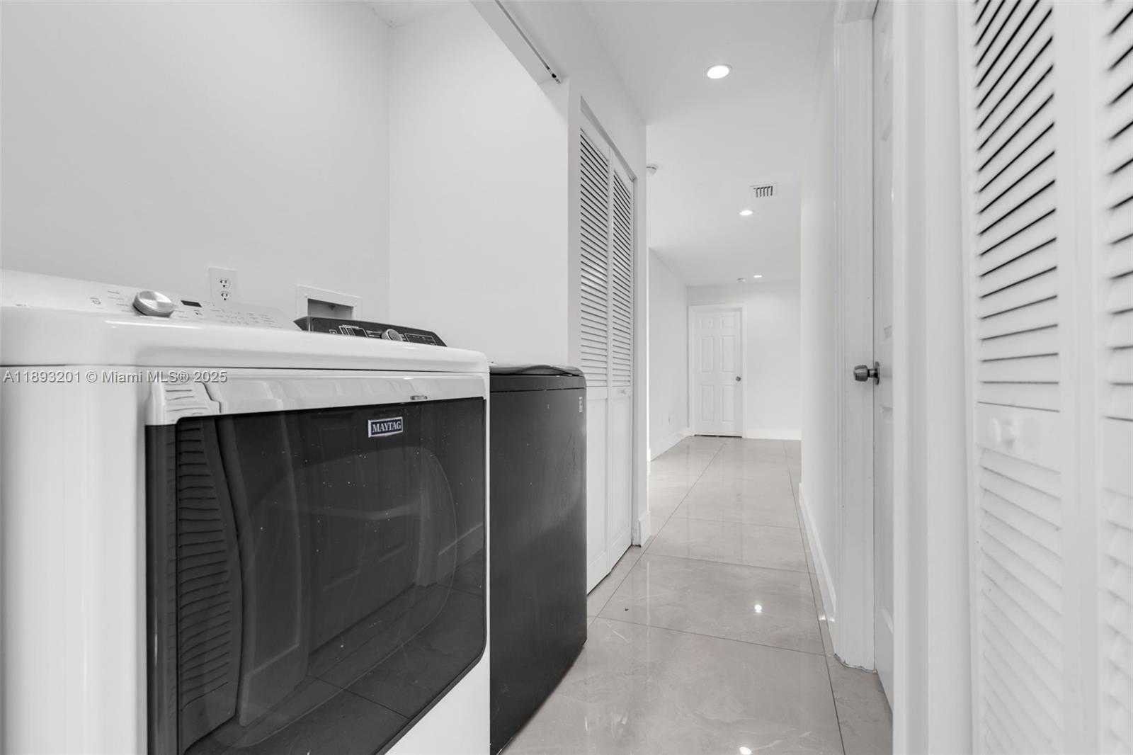 Small Image of 10669 SOUTH WEST 113TH PL #84Z, Miami Number 18