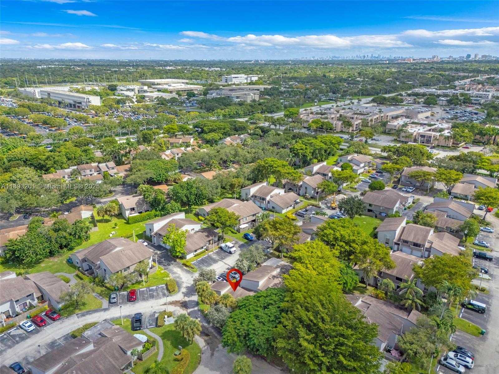 Small Image of 10669 SOUTH WEST 113TH PL #84Z, Miami Number 28