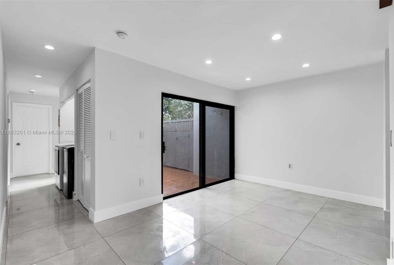 Small Image of 10669 SOUTH WEST 113TH PL #84Z, Miami Number 7