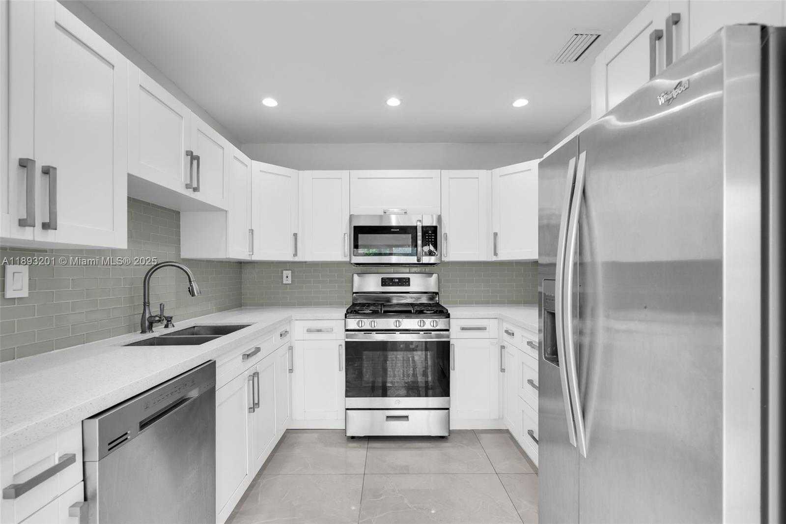 Small Image of 10669 SOUTH WEST 113TH PL #84Z, Miami Number 8