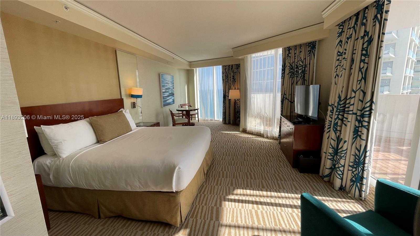 Small Image of 18001 COLLINS AVE #2814, Sunny Isles Beach Number 18