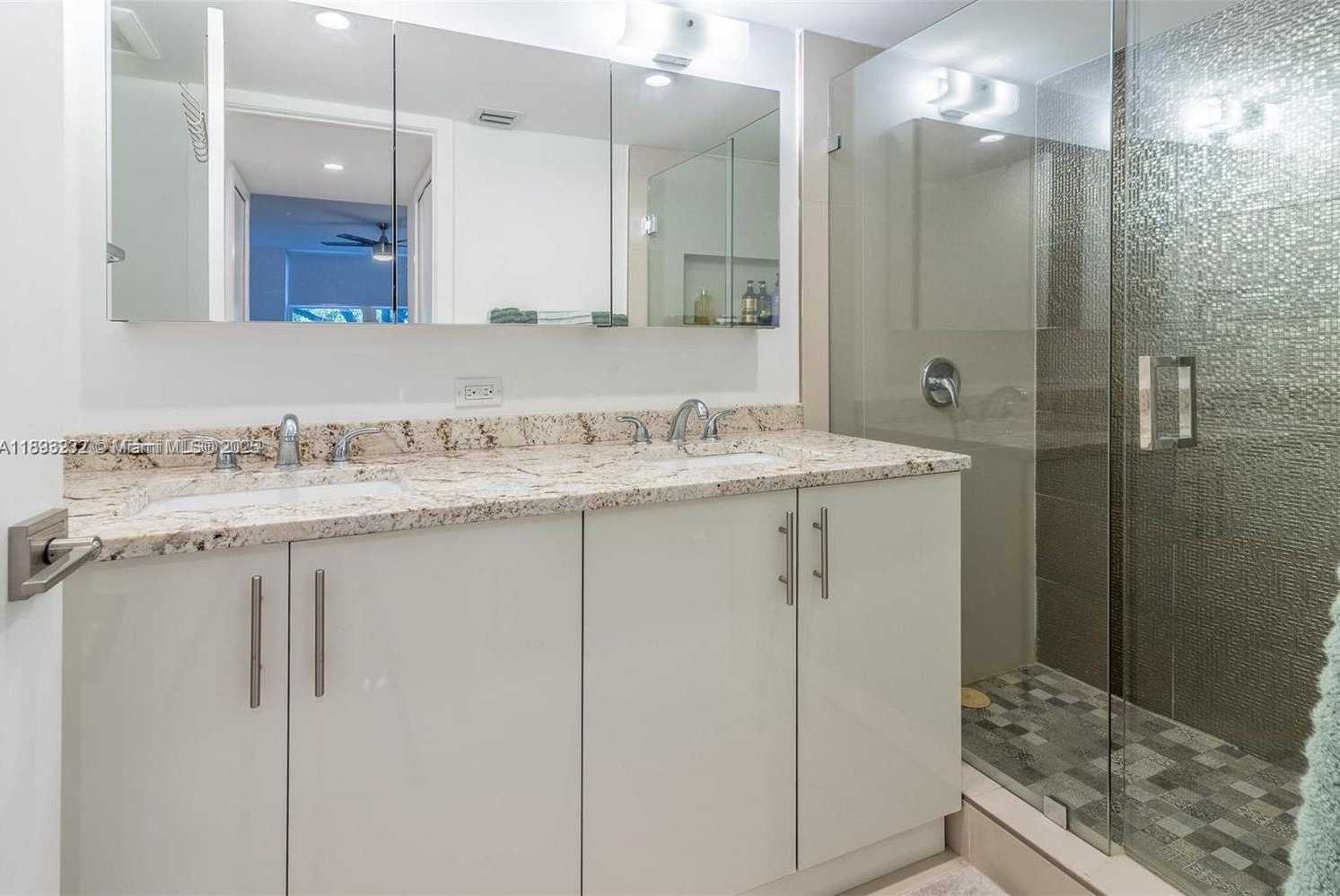 Small Image of 2801 NORTH EAST 183RD ST #116W, Aventura Number 12