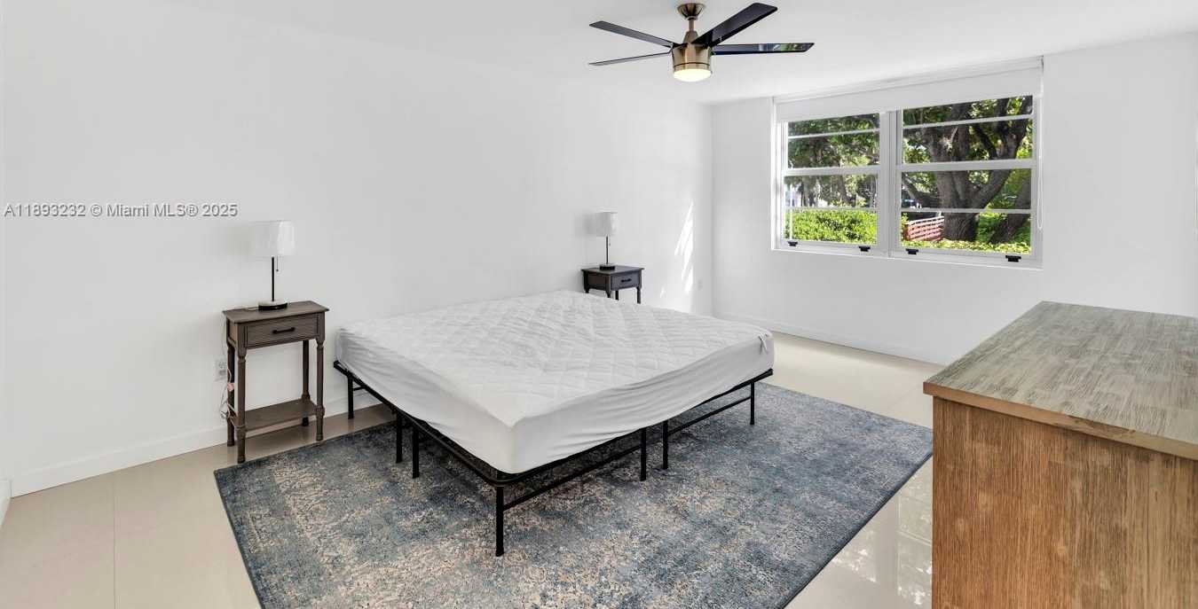 Small Image of 2801 NORTH EAST 183RD ST #116W, Aventura Number 26