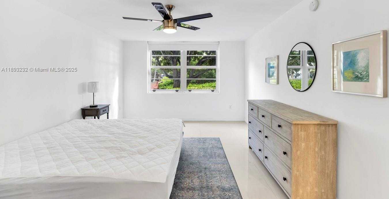 Small Image of 2801 NORTH EAST 183RD ST #116W, Aventura Number 27