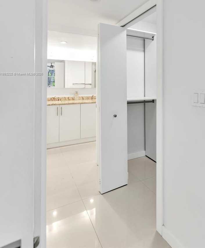 Small Image of 2801 NORTH EAST 183RD ST #116W, Aventura Number 29