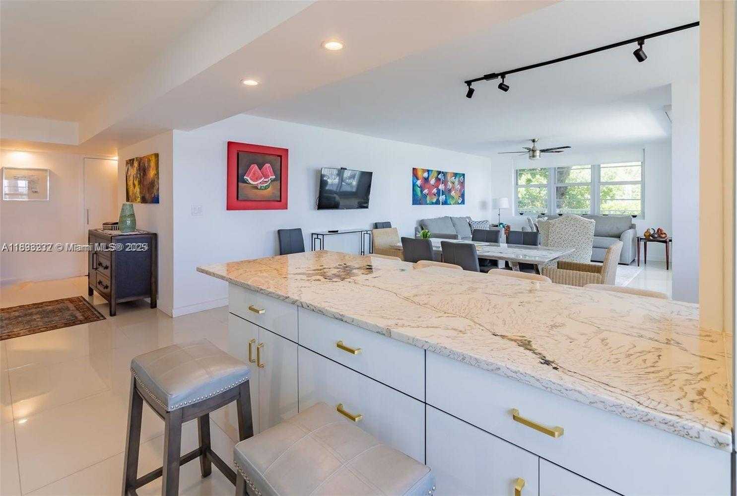 Small Image of 2801 NORTH EAST 183RD ST #116W, Aventura Number 3