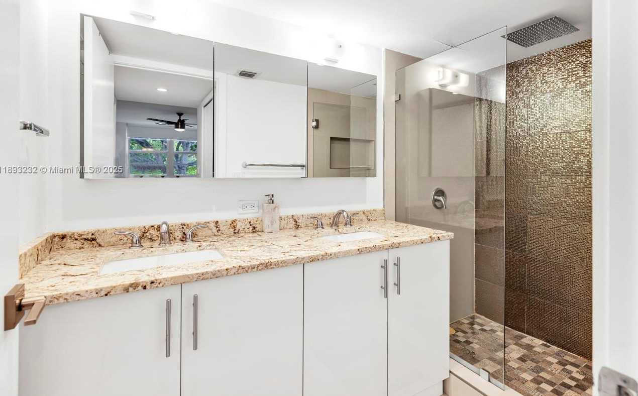 Small Image of 2801 NORTH EAST 183RD ST #116W, Aventura Number 31