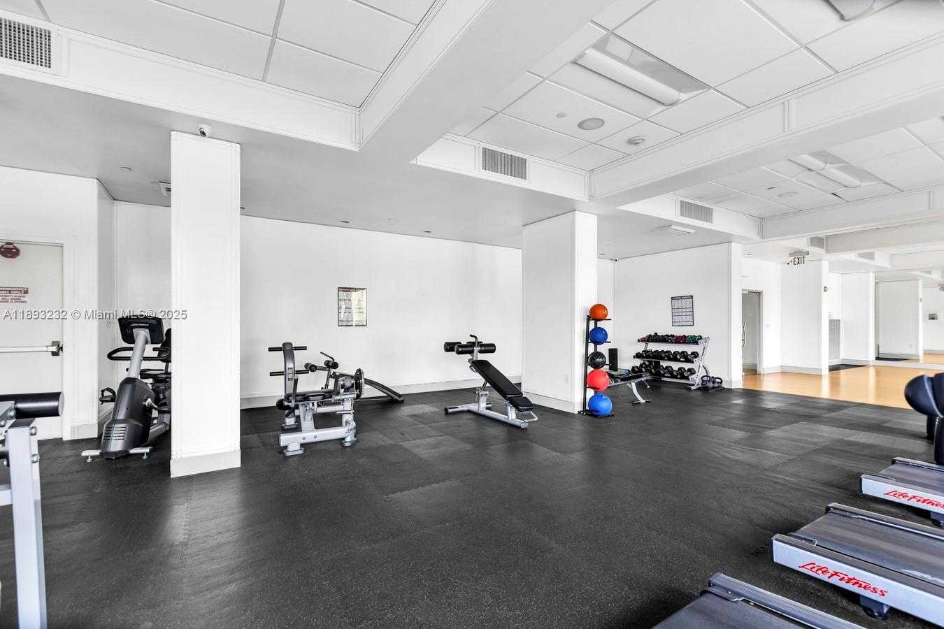 Small Image of 2801 NORTH EAST 183RD ST #116W, Aventura Number 36