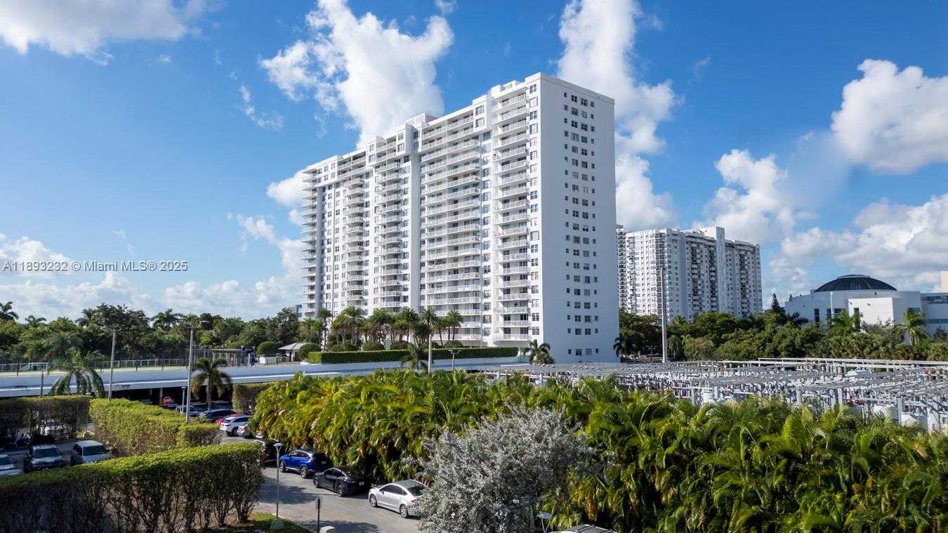 Small Image of 2801 NORTH EAST 183RD ST #116W, Aventura Number 38