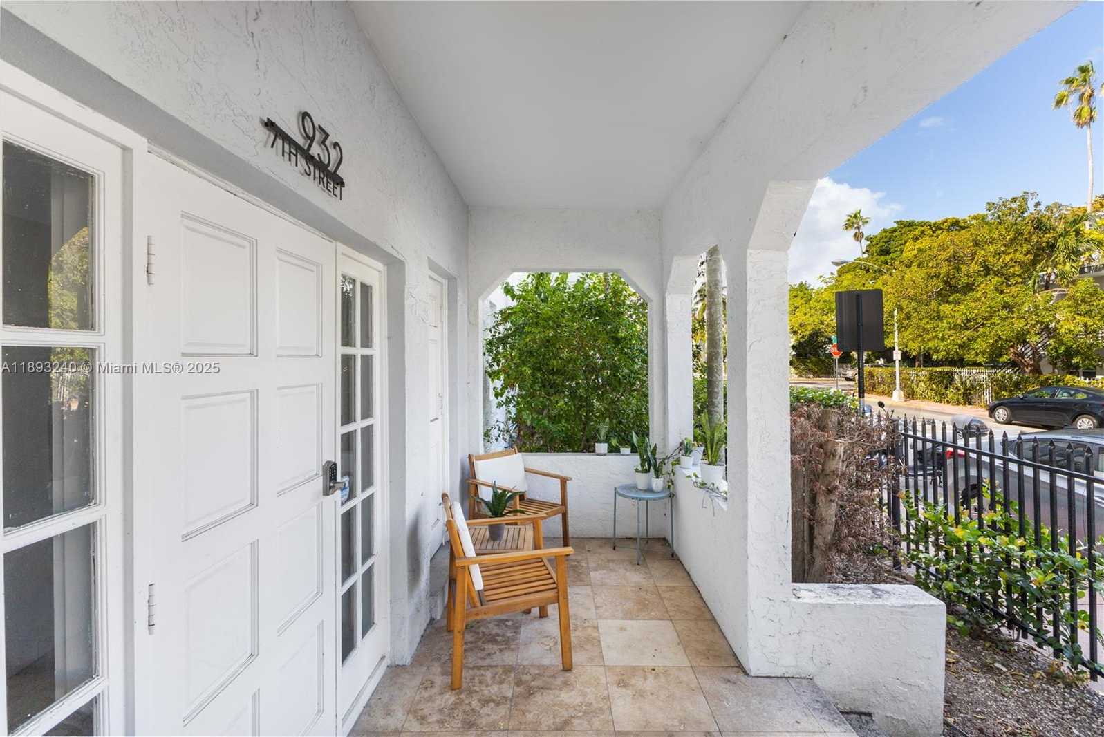 Small Image of 932 7TH ST #932A, Miami Beach Number 1