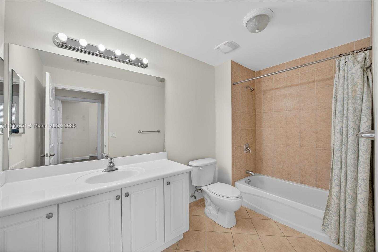 Small Image of 8390 SOUTH WEST 72ND AVE #704, Miami Number 18