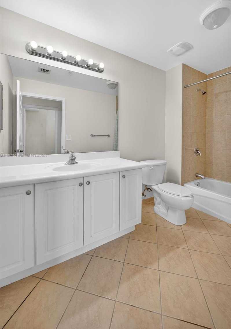 Small Image of 8390 SOUTH WEST 72ND AVE #704, Miami Number 19