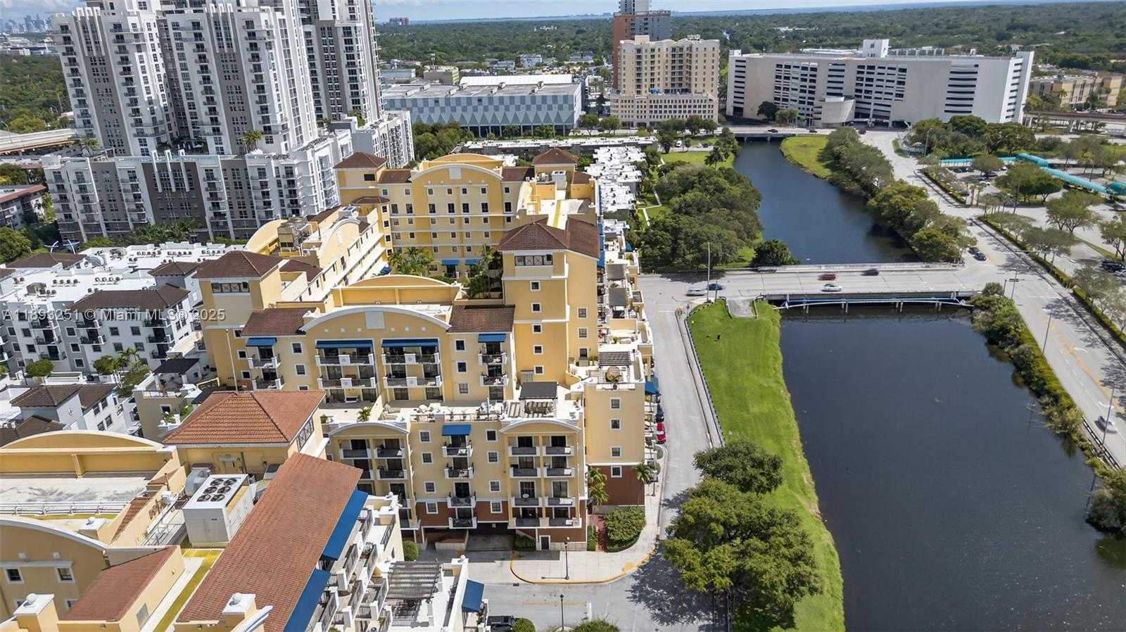Small Image of 8390 SOUTH WEST 72ND AVE #704, Miami Number 25