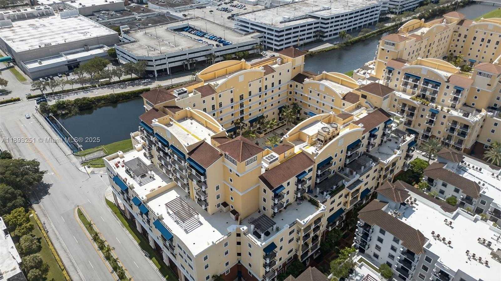 Small Image of 8390 SOUTH WEST 72ND AVE #704, Miami Number 33