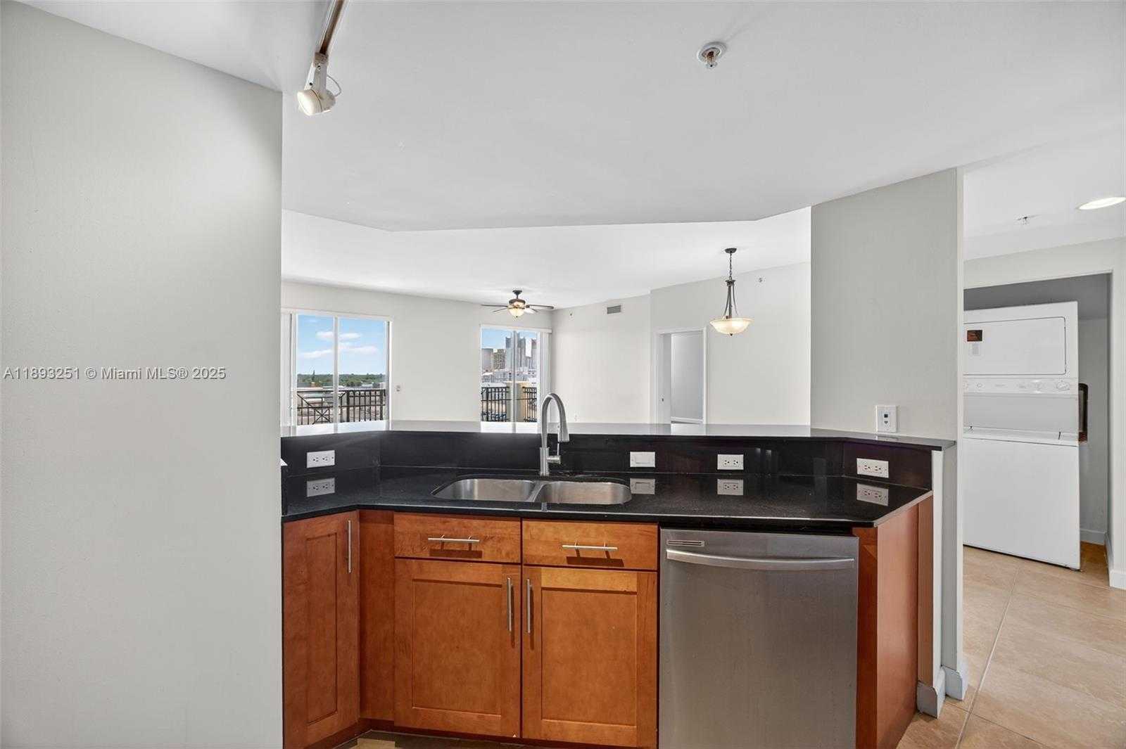 Small Image of 8390 SOUTH WEST 72ND AVE #704, Miami Number 9