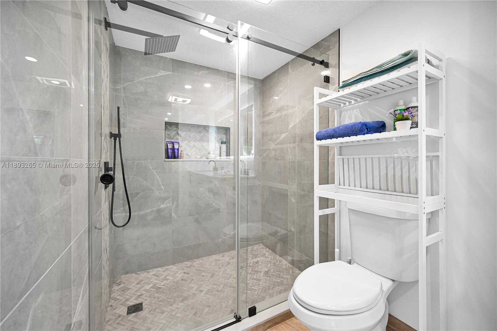 Small Image of 10101 SOUTH WEST 154TH CIR CT #107-11, Miami Number 14