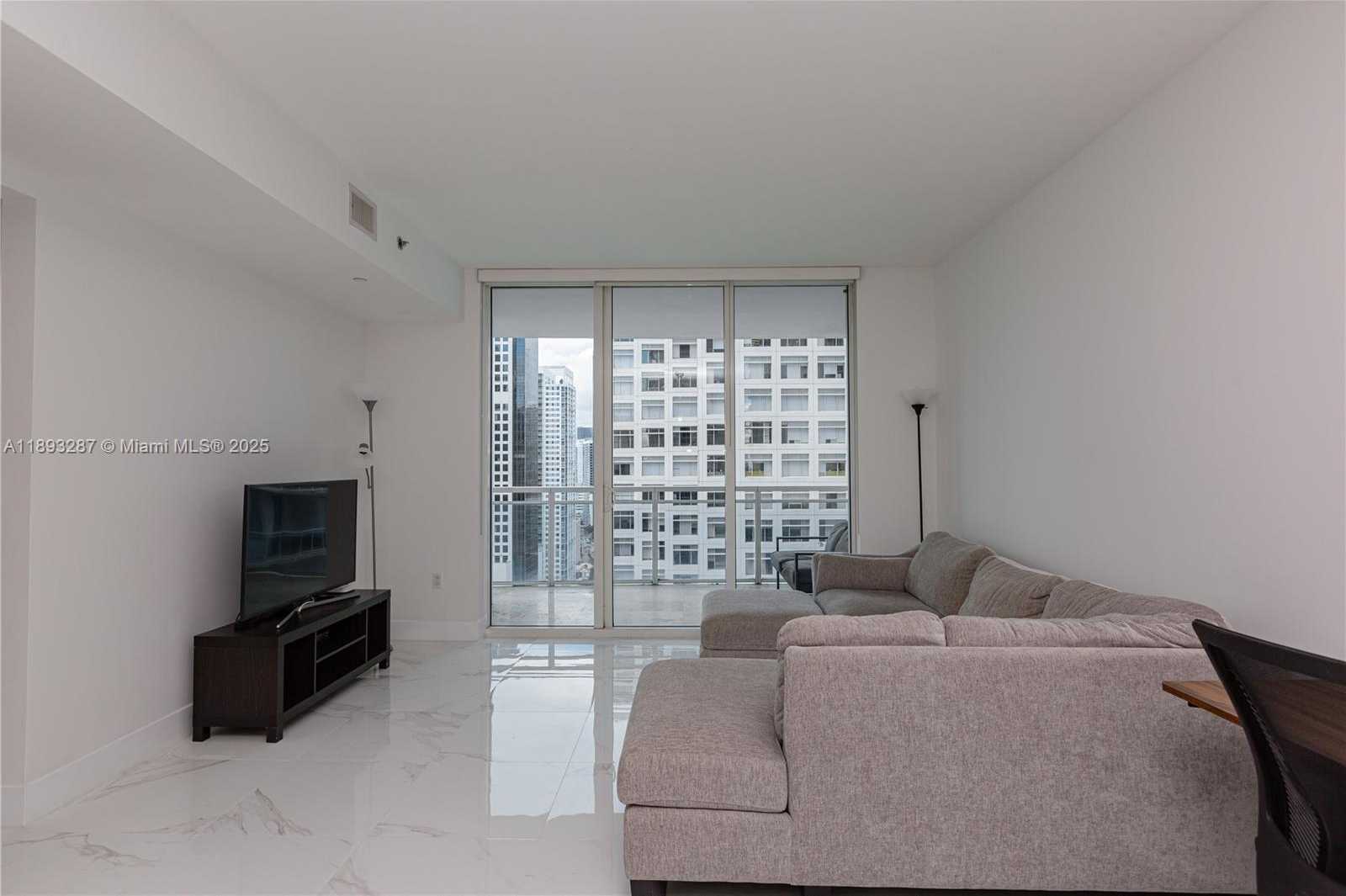 Small Image of 951 BRICKELL AVE #2601, Miami Number 12