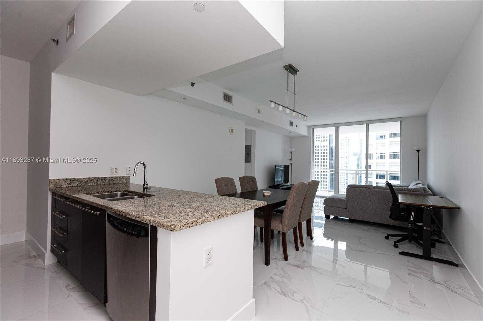 Small Image of 951 BRICKELL AVE #2601, Miami Number 14