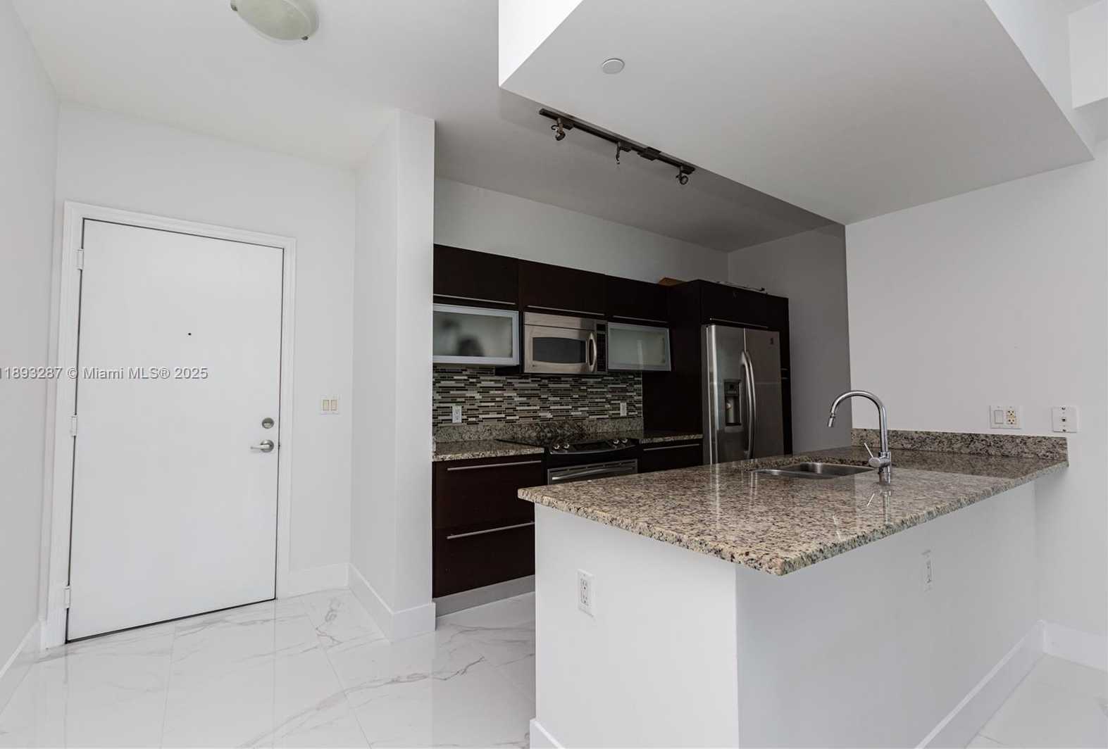 Small Image of 951 BRICKELL AVE #2601, Miami Number 15