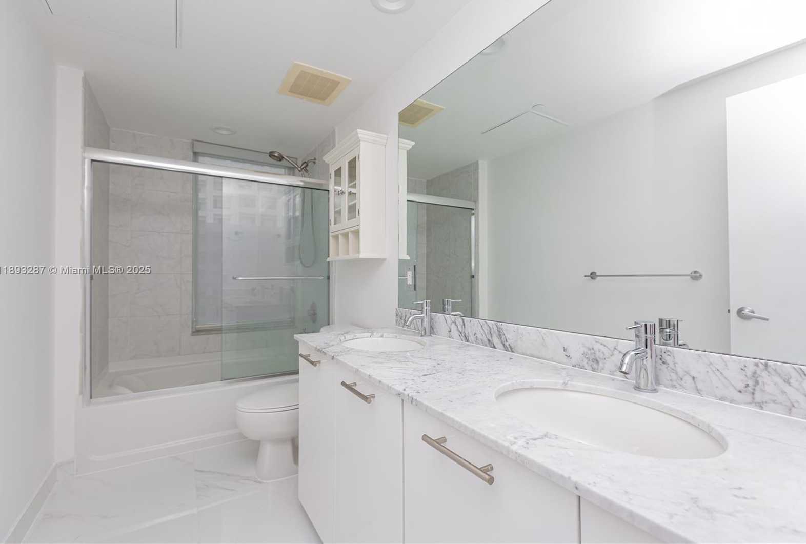 Small Image of 951 BRICKELL AVE #2601, Miami Number 17