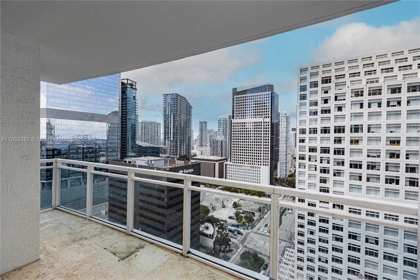 Small Image of 951 BRICKELL AVE #2601, Miami Number 2