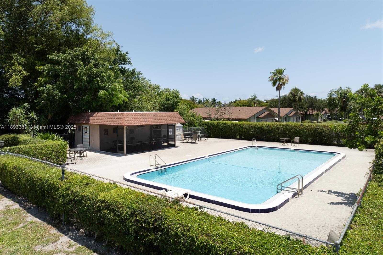 Small Image of 1731 PALMLAND DR #1, Boynton Beach Number 24