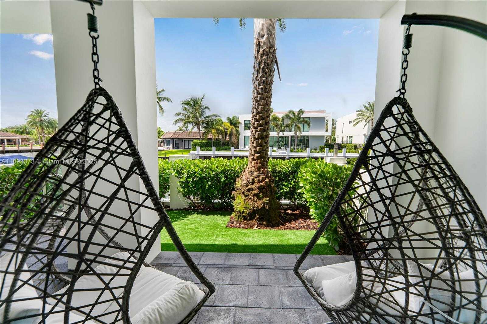 Small Image of 259 SHORE CT, Lauderdale By The Sea Number 15