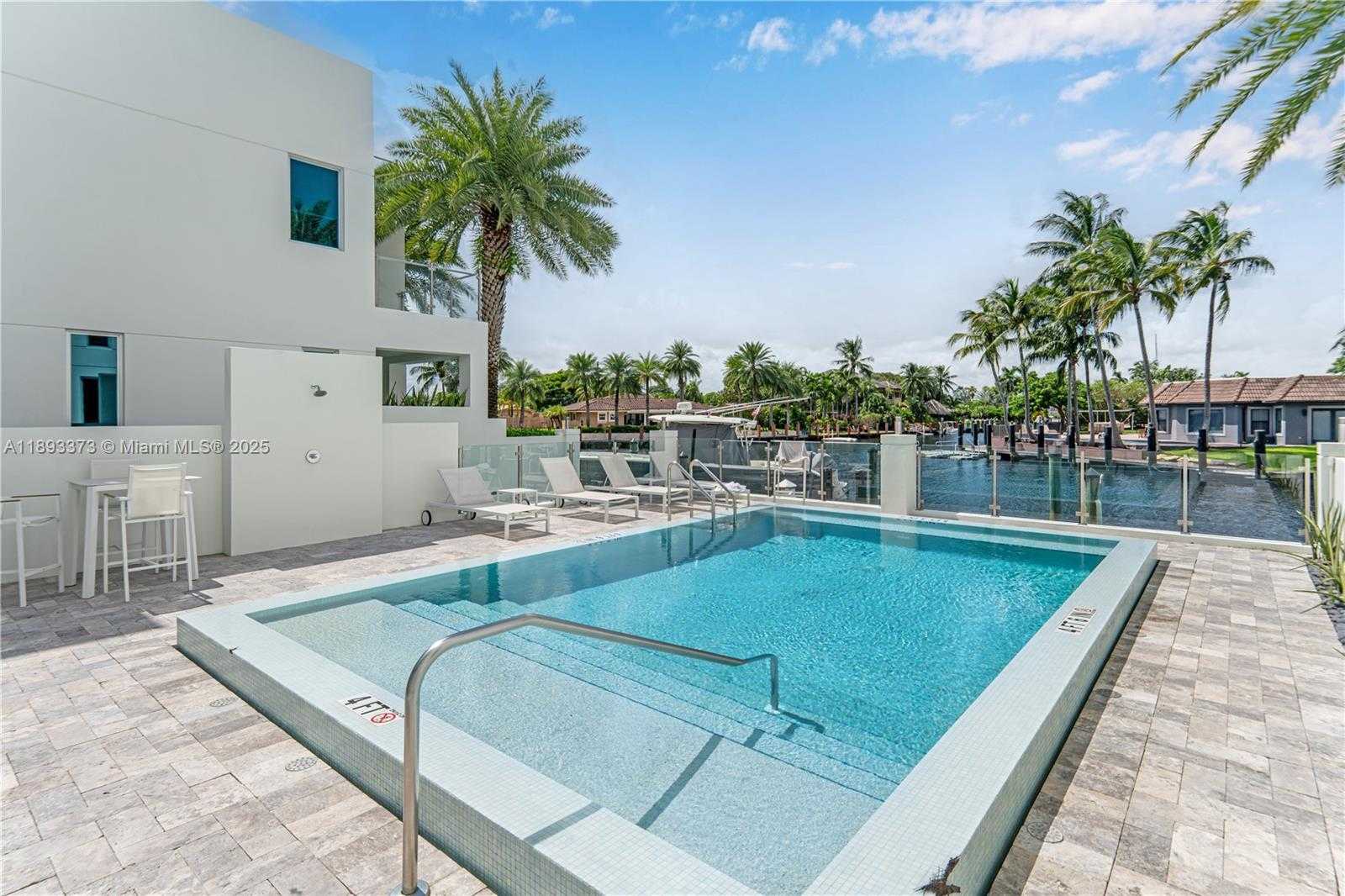 Small Image of 259 SHORE CT, Lauderdale By The Sea Number 46