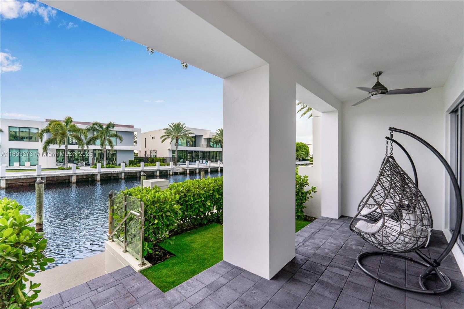 Small Image of 259 SHORE CT, Lauderdale By The Sea Number 9