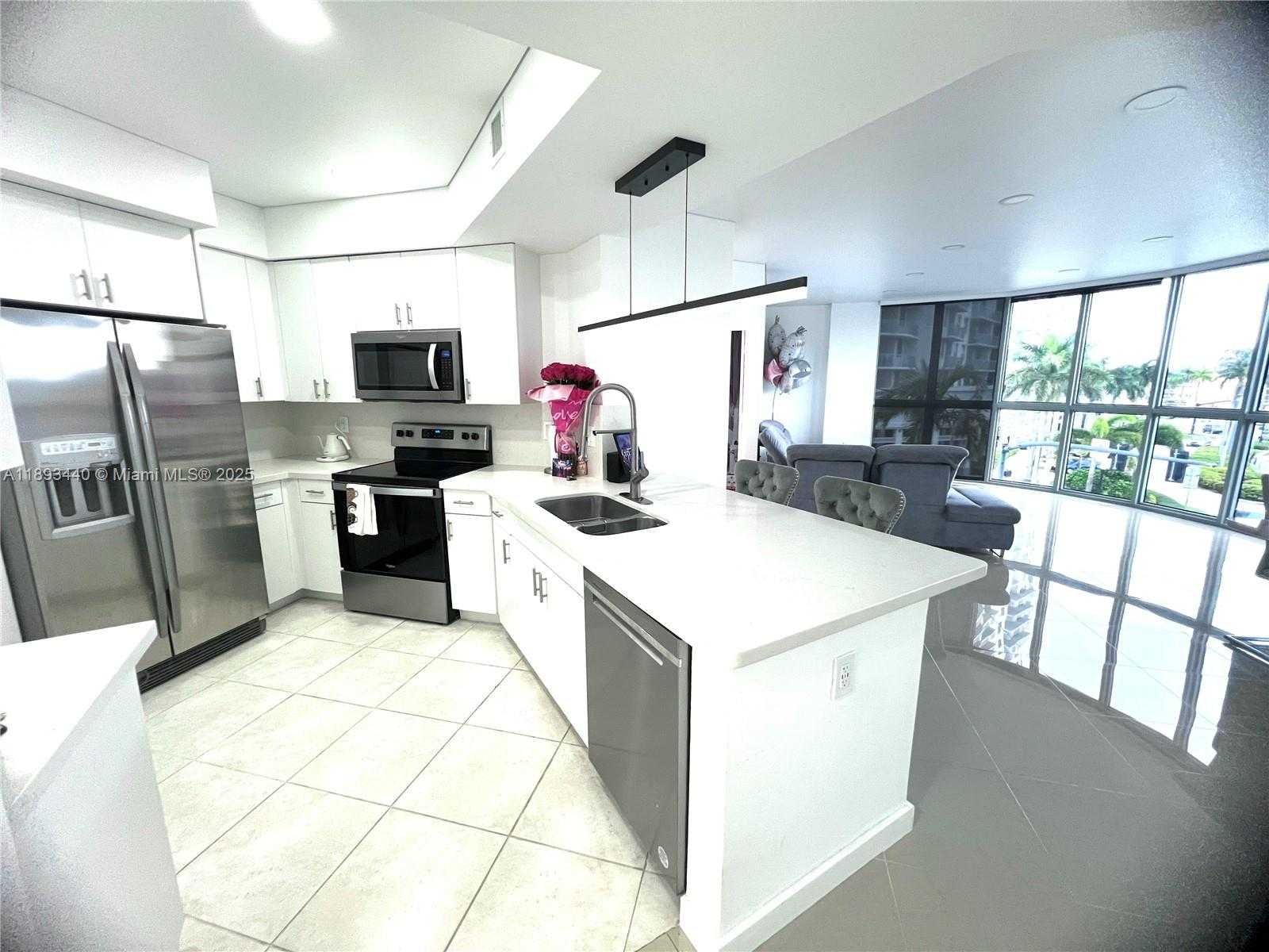 Small Image of 1830 RADIUS DR #314, Hollywood Number 12