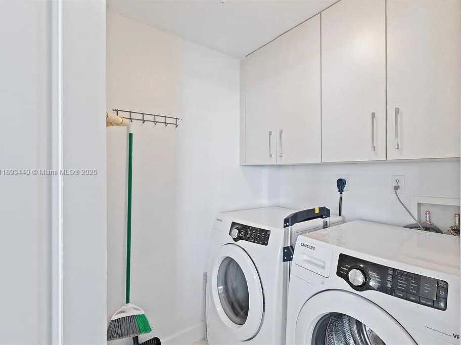 Small Image of 1830 RADIUS DR #314, Hollywood Number 16