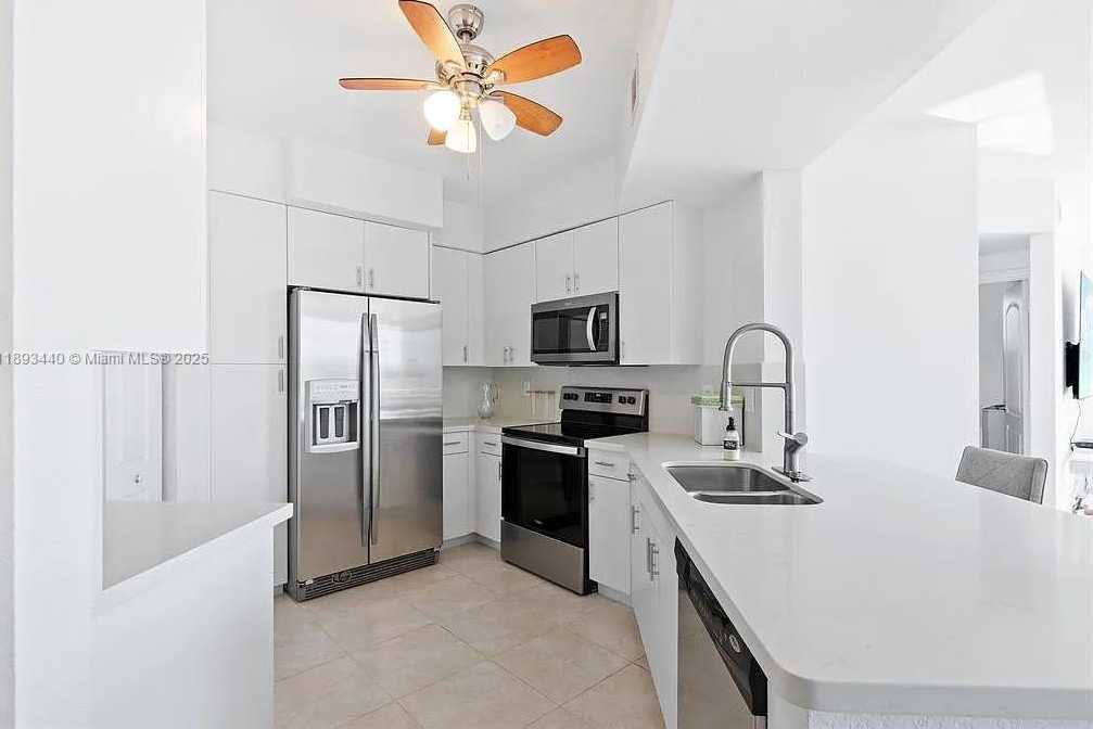 Small Image of 1830 RADIUS DR #314, Hollywood Number 17