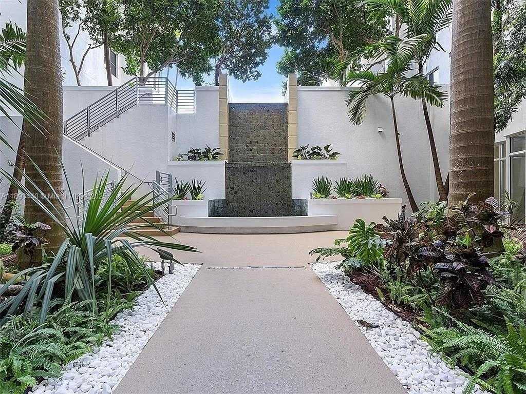 Small Image of 1830 RADIUS DR #314, Hollywood Number 26