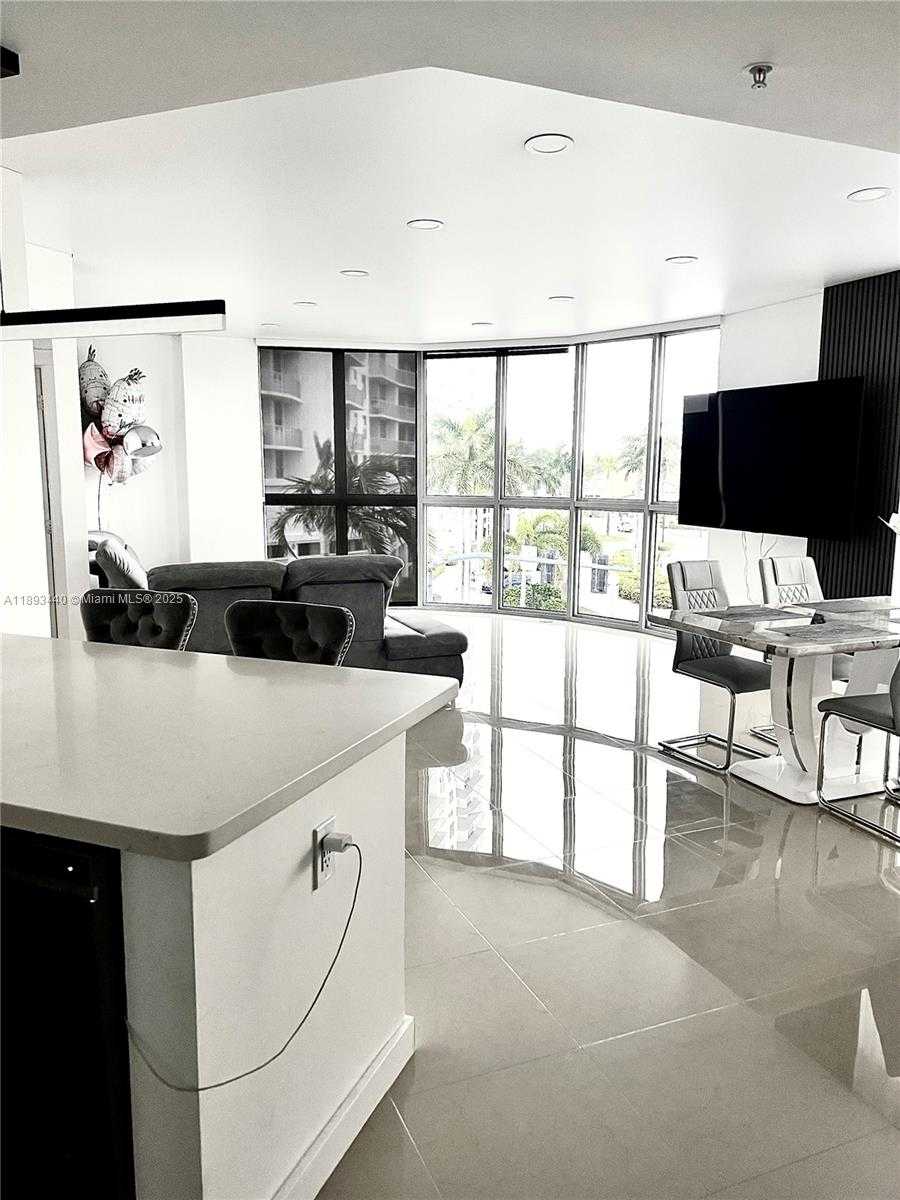 Small Image of 1830 RADIUS DR #314, Hollywood Number 4