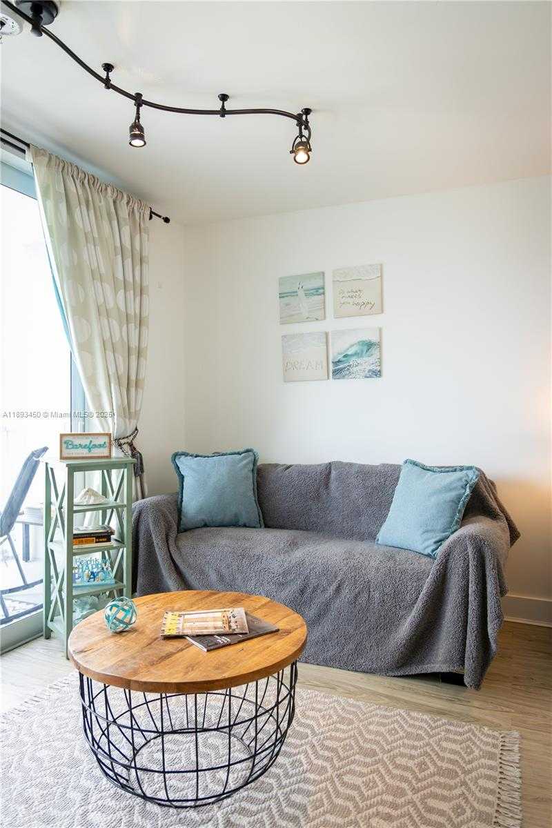 Small Image of 19201 COLLINS AVE #720, Sunny Isles Beach Number 12