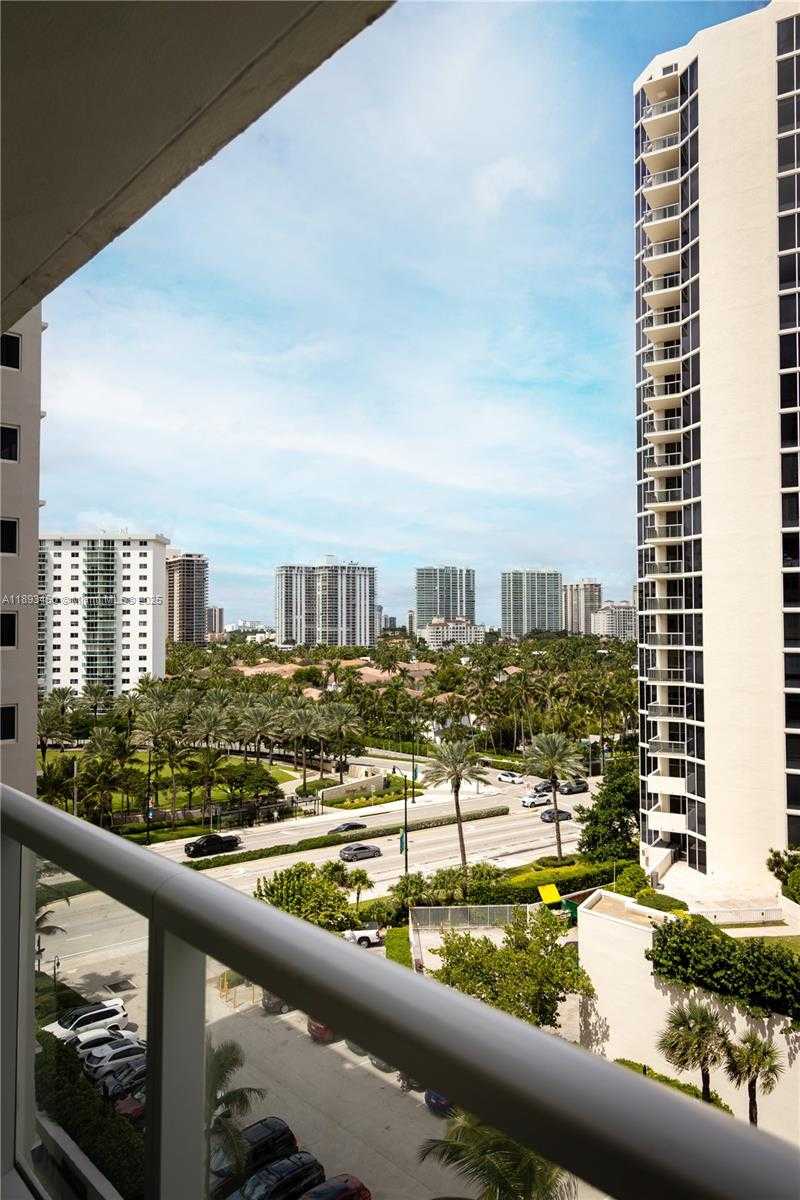 Small Image of 19201 COLLINS AVE #720, Sunny Isles Beach Number 3