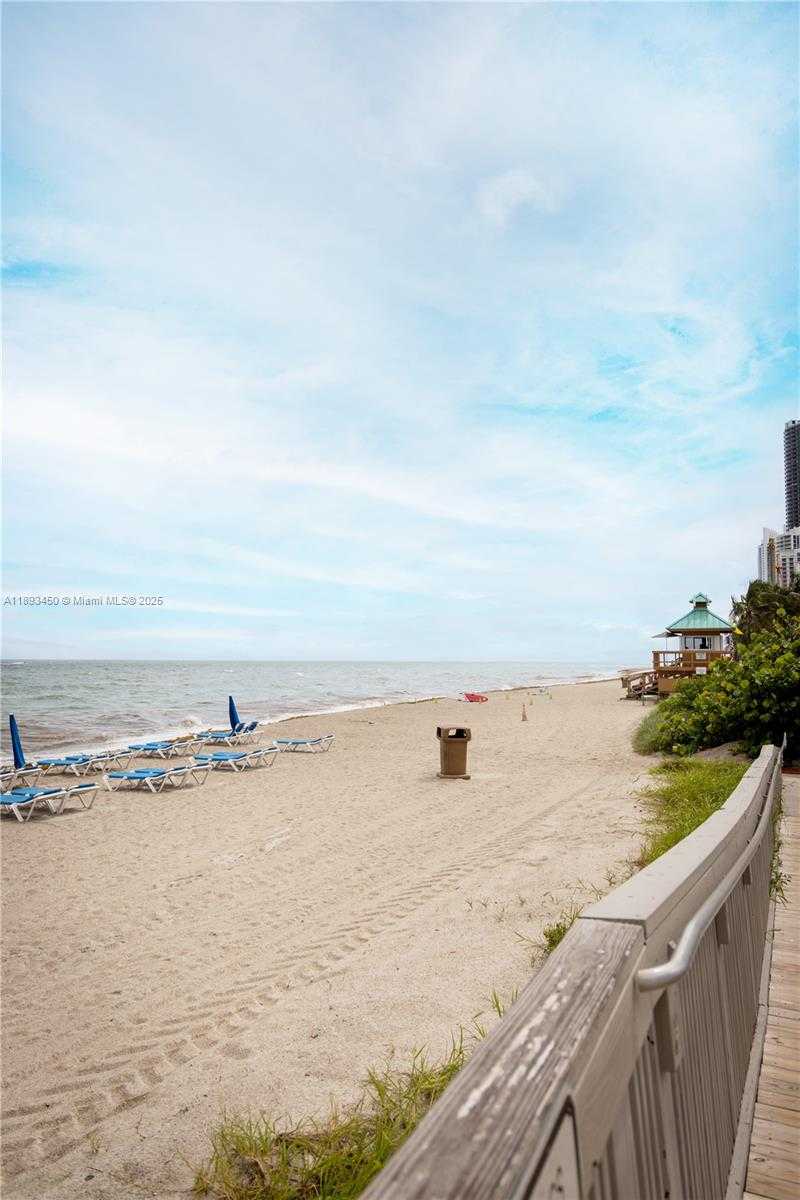Small Image of 19201 COLLINS AVE #720, Sunny Isles Beach Number 31