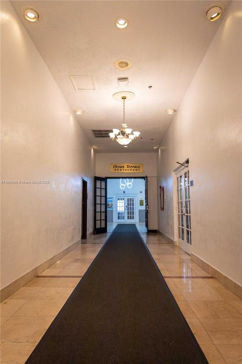 Small Image of 19201 COLLINS AVE #720, Sunny Isles Beach Number 37