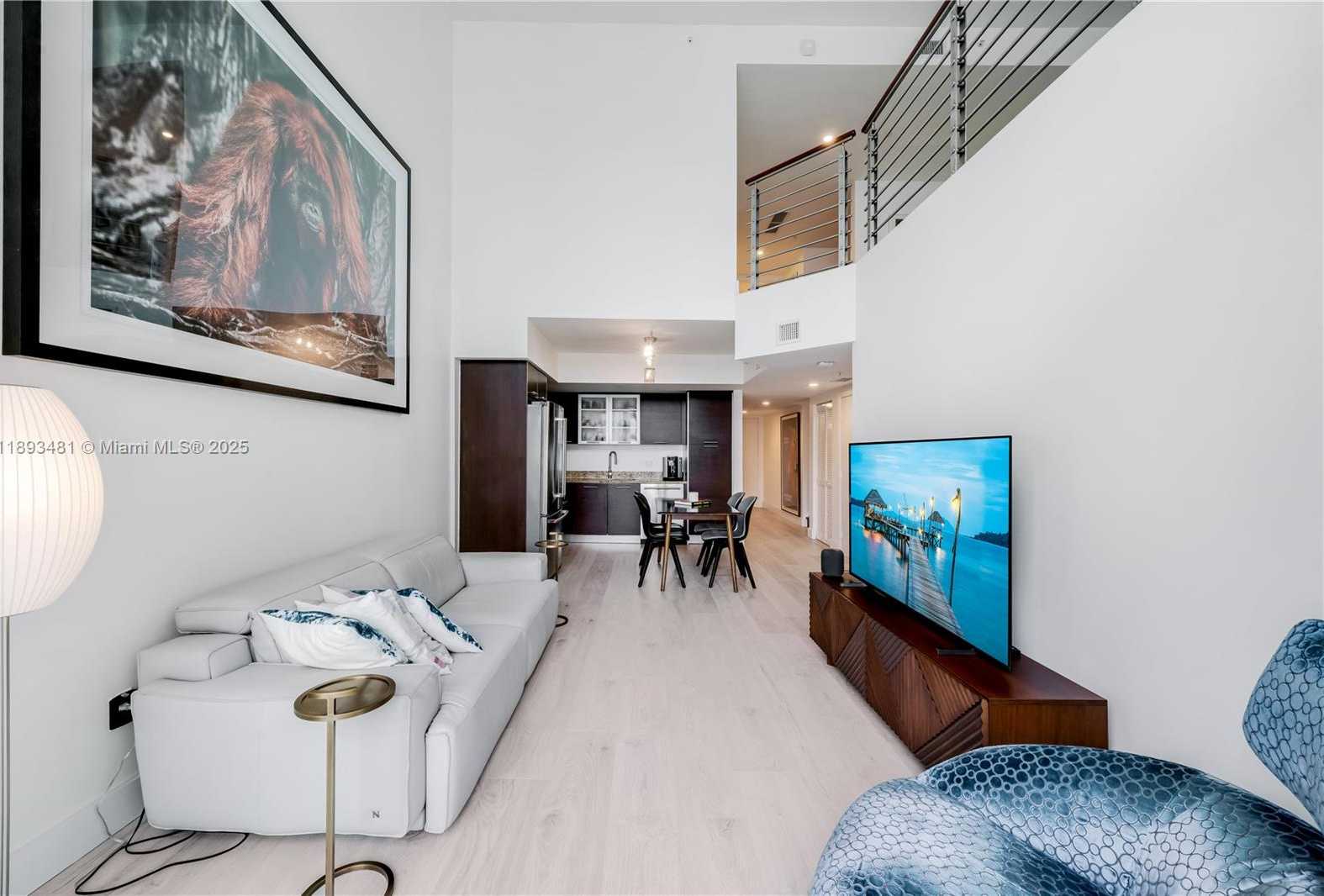 Small Image of 41 SOUTH EAST 5TH ST #1709, Miami Number 11