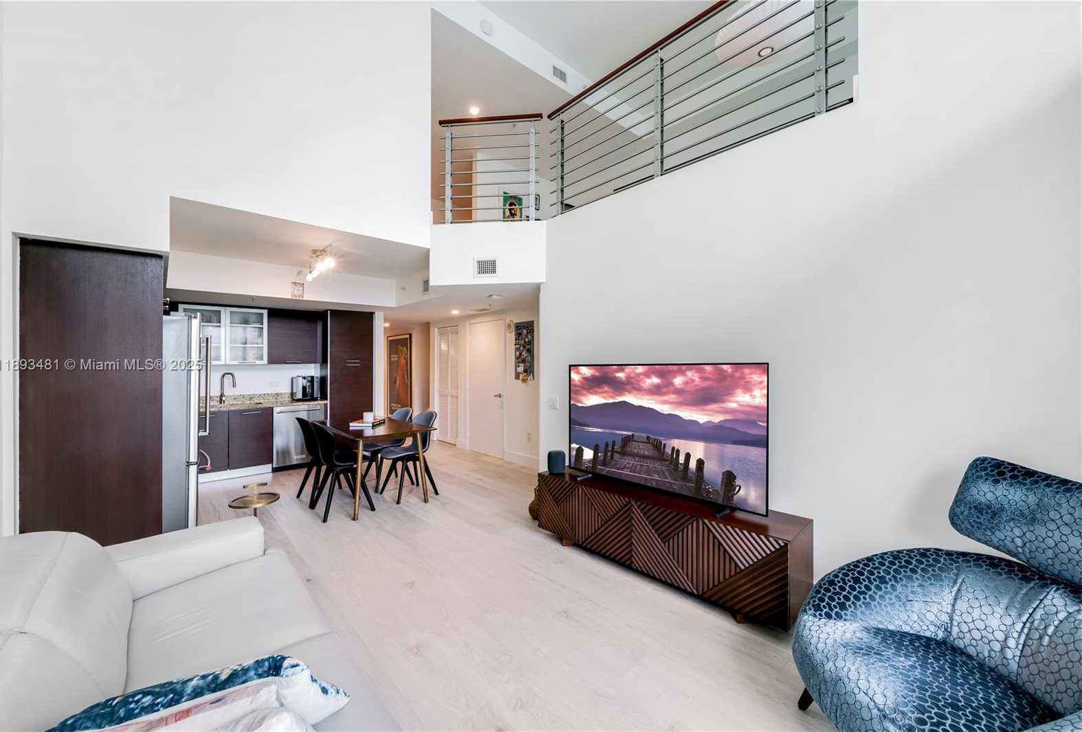 Small Image of 41 SOUTH EAST 5TH ST #1709, Miami Number 12