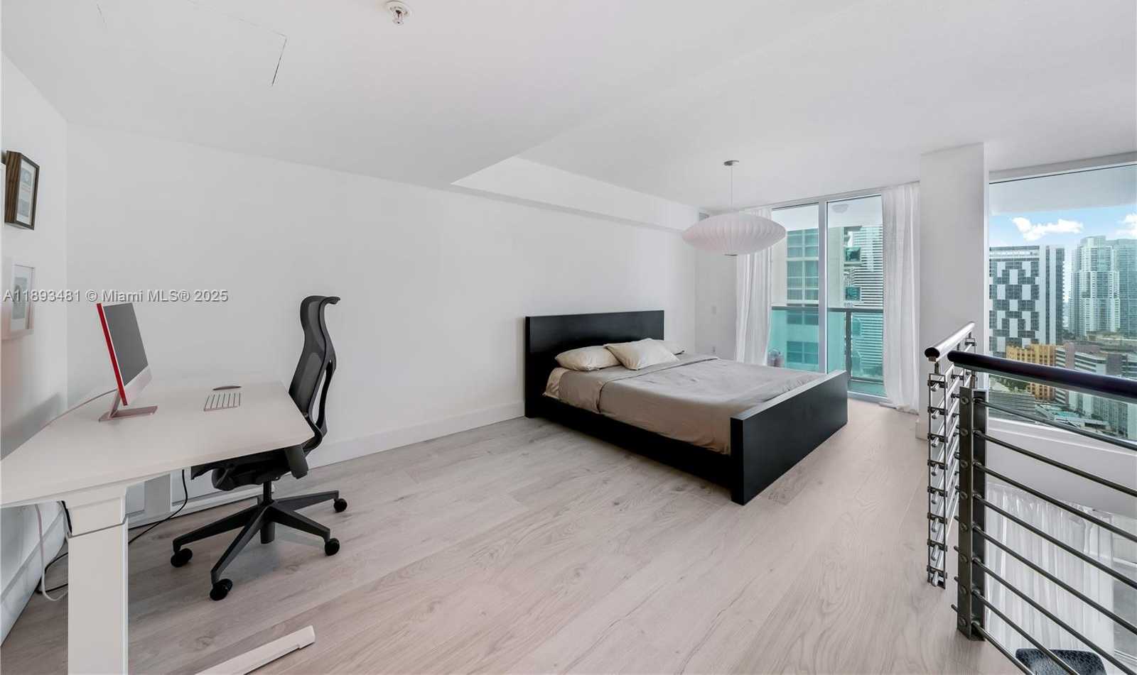 Small Image of 41 SOUTH EAST 5TH ST #1709, Miami Number 17