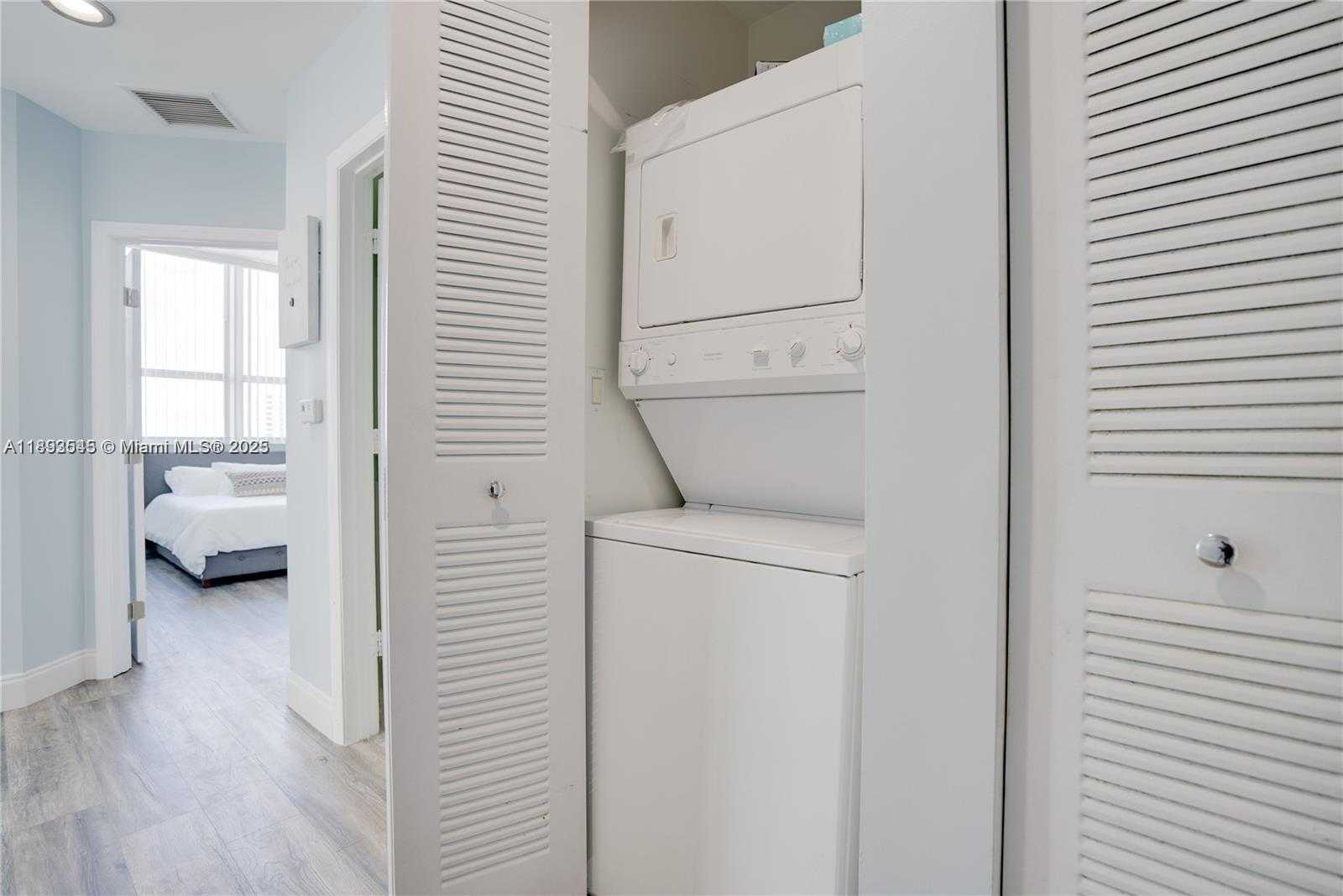 Small Image of 133 NORTH EAST 2ND AVE #2219, Miami Number 11