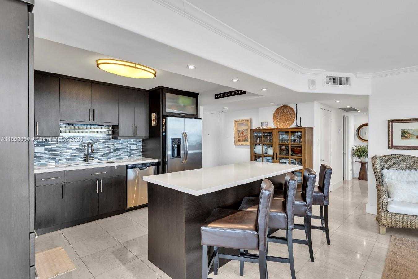 Small Image of 7135 COLLINS AVE #1126, Miami Beach Number 13