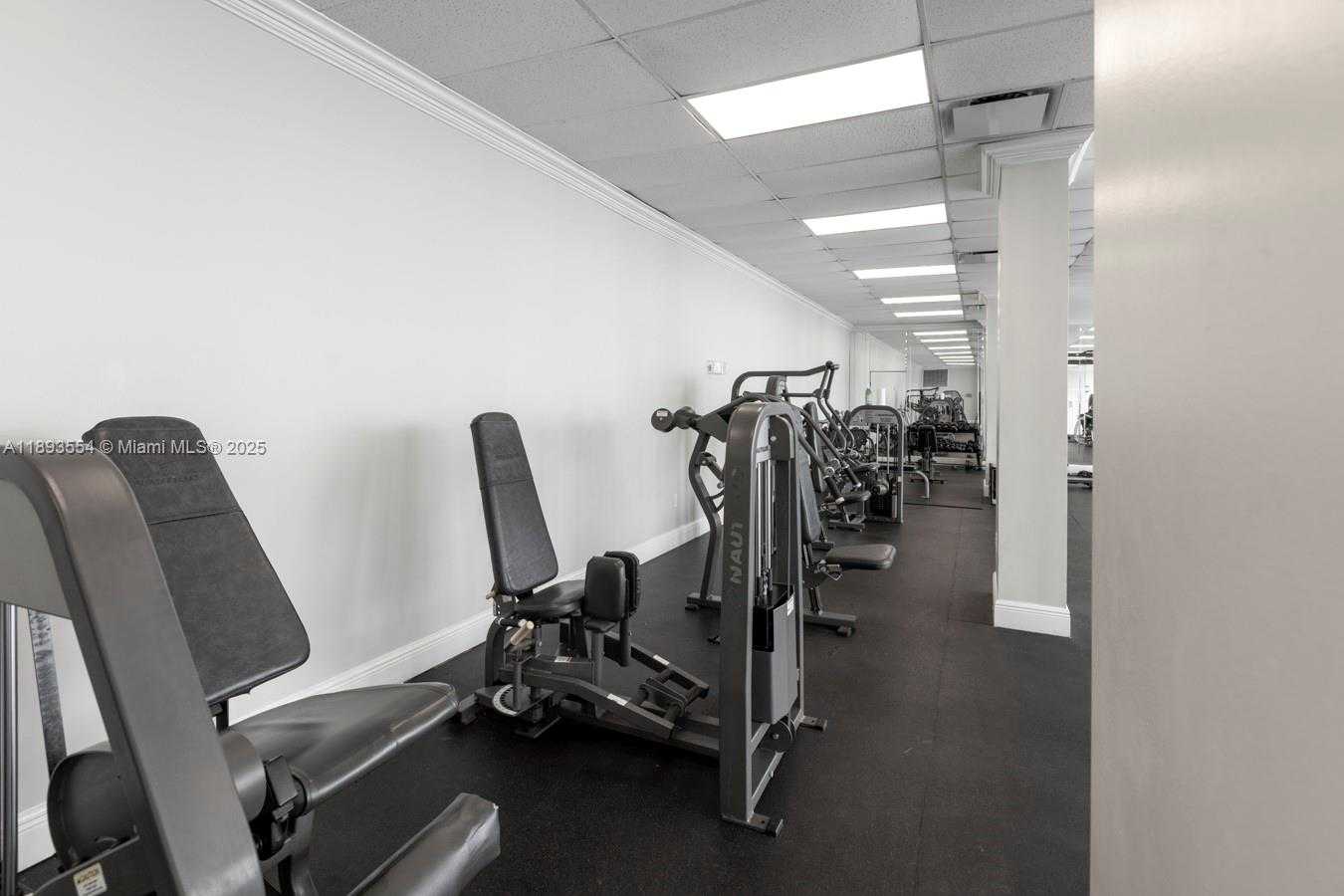 Small Image of 7135 COLLINS AVE #1126, Miami Beach Number 30